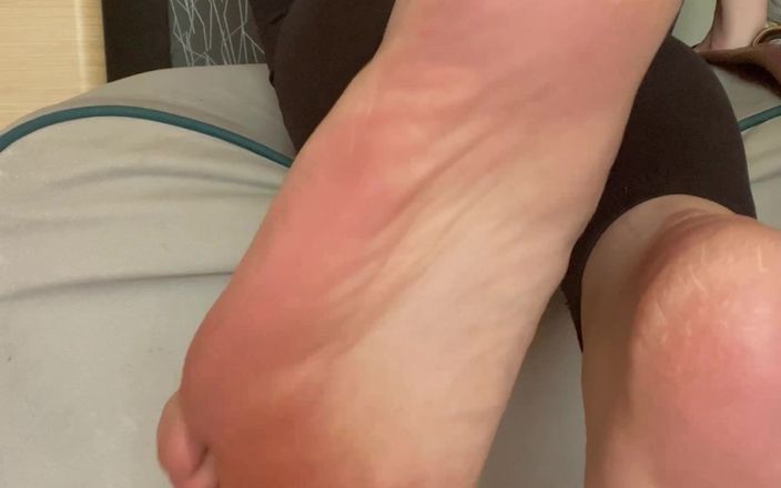Feet: Ayakları Göster