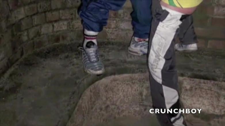 Sneaker gay: Sexy con Greg e Brian e abiti e sneakers sportivi