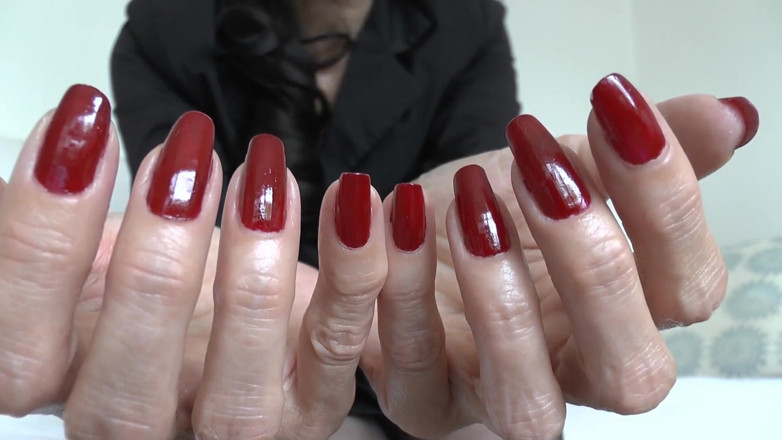 Lady Victoria Valente: Hermosas uñas rojas en verano - parte 3, Lady Victoria Valente