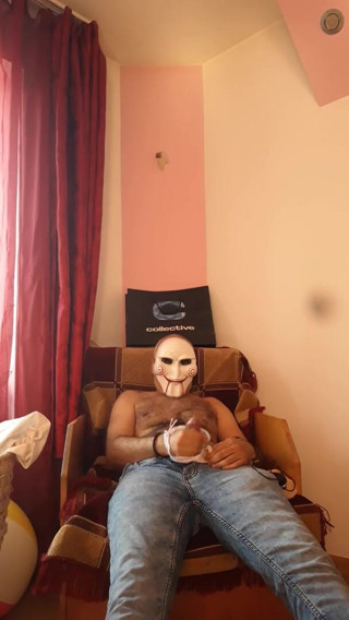 SingerMask: Дрочить на кицьку іграшкою і мокрими трусиками