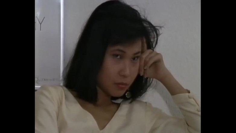 Asiatiques: Morena asiática em meias recebe cuspida anal em sexo a...