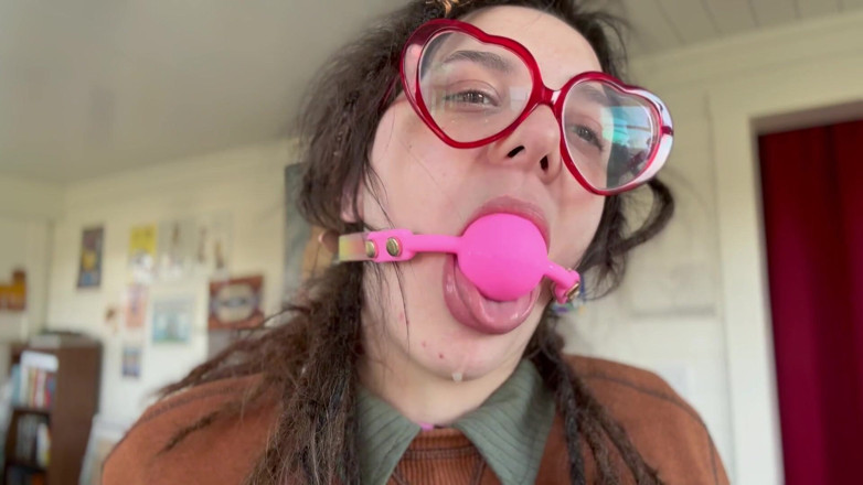 Wookie Princess: Nerdy Girl First Time Ball Gag Try on and Spit...