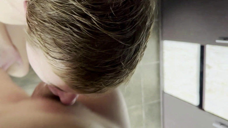 Throateman: Casal quente se divertindo. Boquete, pau grande e grosso. Sexo...