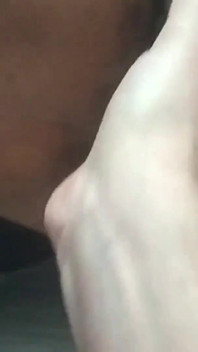 Ateşli sürtüğün olabilir miyim? Dildo ile gırtlağına kadar alıyor
