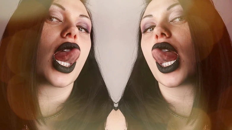 Goddess Misha Goldy: My black lips grab your attention!