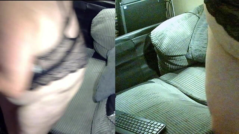 Caressonnous: Submissive Little Swatter