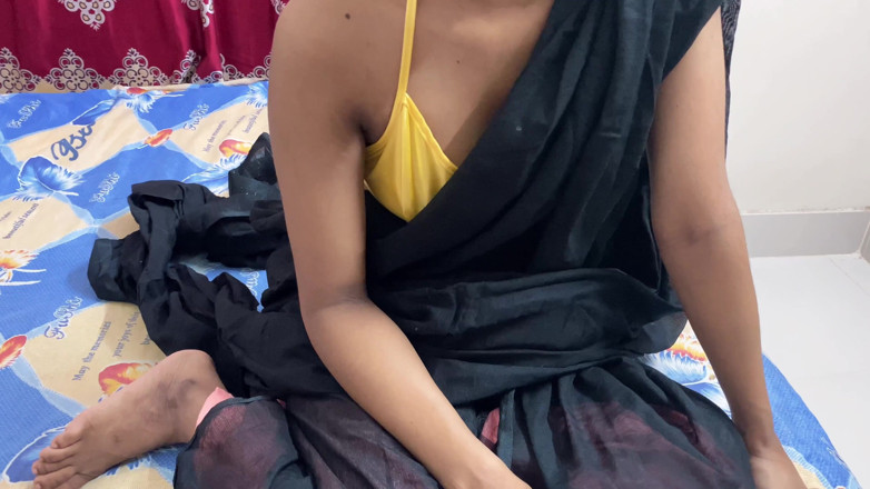 Bdsex24: Hot bangali bowdi tradisce il marito scopando con il suo...