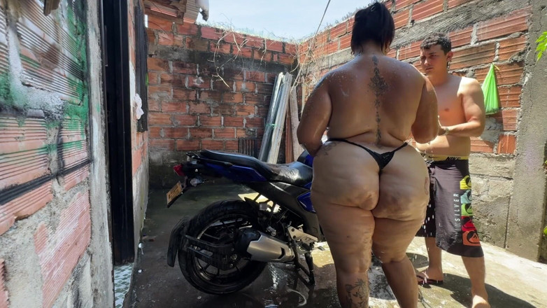 Lexly_16: My Neighbor Helps Me Wash up and Then He Fucks...