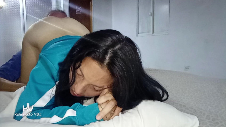KarameloVzla: Stepdaughter Whore Waits with Her Ass Standing up for Her...