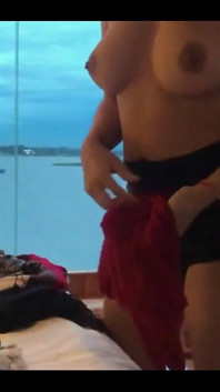 Changing Cloth with Hot Body, Cambodia Girl