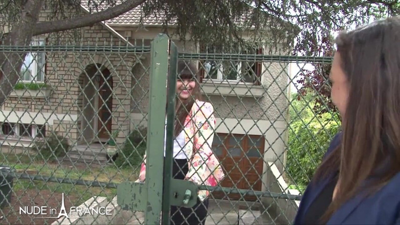 Nude in France: O fată minunată are parte de sex anal pentru prima...