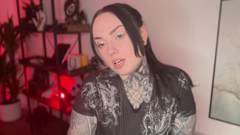 Miss Valentina: Interaktivní fantasy vyhrožování