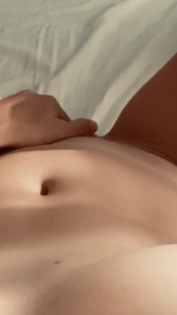 Sudut pandangan pertama wanita - melancap orgasme cepat untuk awak