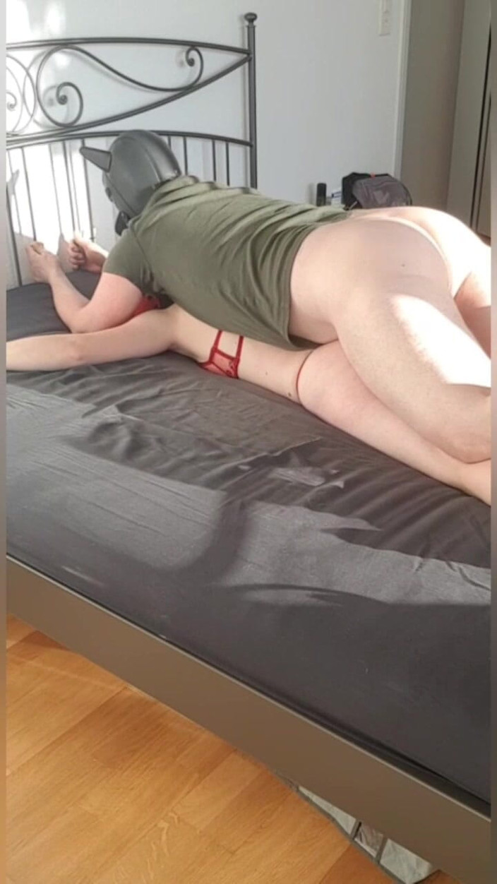 Swissapple: Przywiązany do łóżka i przejebane część 1