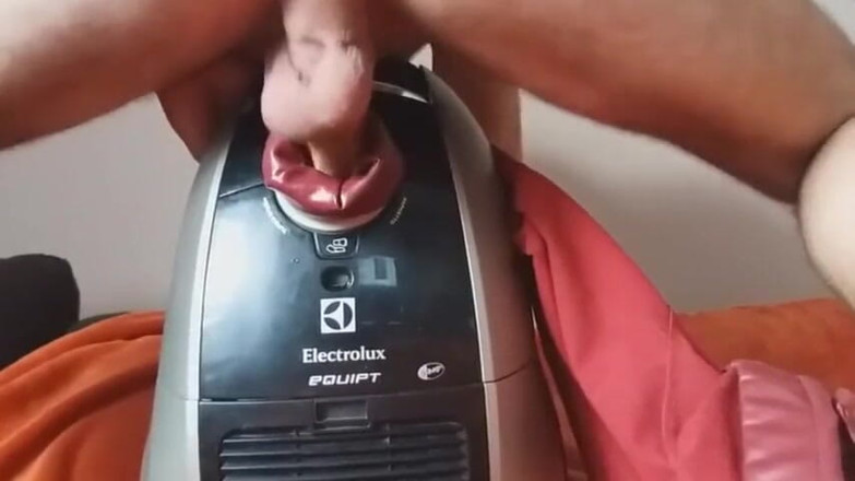 Naxy: Éjaculation sous vide en cuir