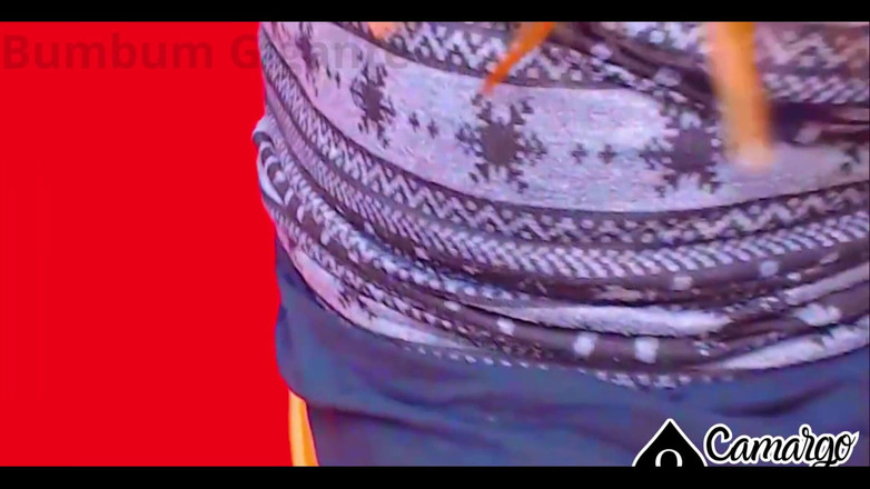 Srta Camargo: 享受两个玩具 - 来帮帮我