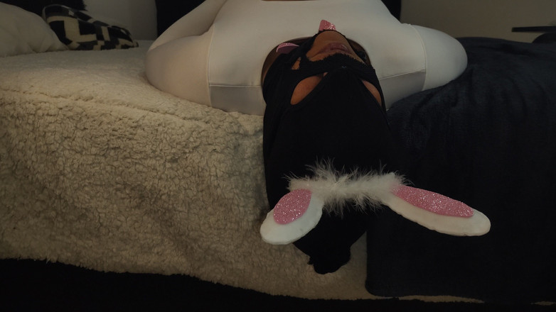 PABLO N3GROBAR: हॉट थ्रोटपाइ.... Bunnie 3.0