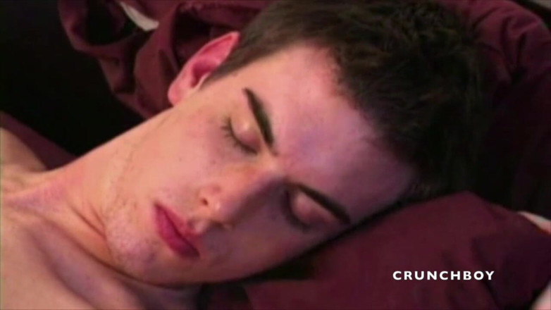 STRAIGHT BOY CURIOUS: Kevin il ragazzo etero ha scopato il suo migliore amico
