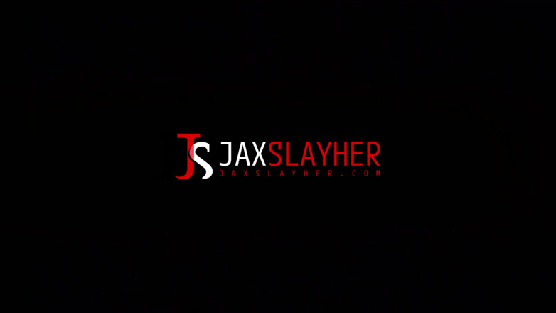 Jax Slayher: 给这个性感的拉丁女郎撸管