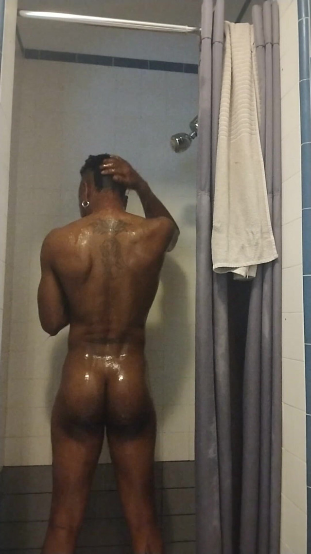 Boundless Bath Meets Raging Deepthroat Scream (Batbunz)