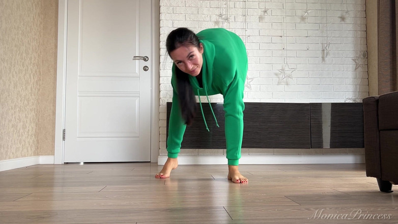 Princess Monica: Vücut Dönüşümü Fantezisi