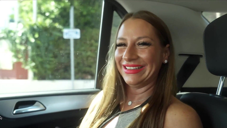 Jet sex prod: 1er gangbang pour milla 27ans