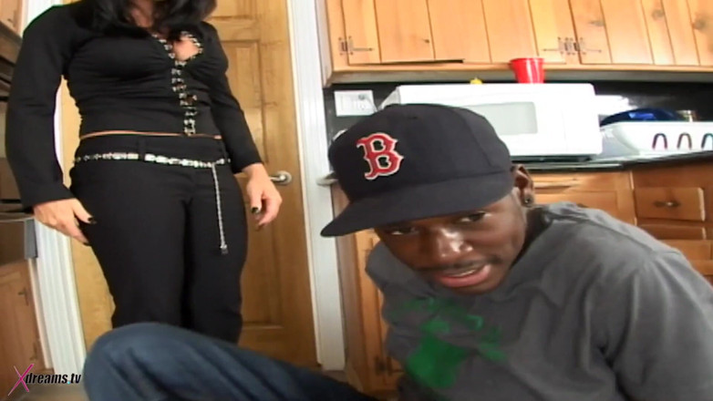 XdreamsTV: Black &amp; white - as a plumber you have to fix all...