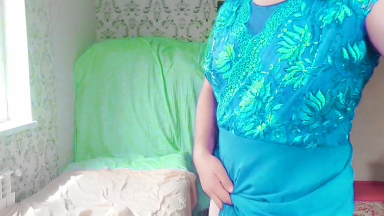 Kitty_Cross: 诱人的变装癖让你的心跳得如此快