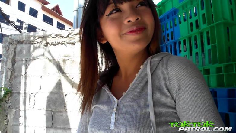Trike Patrol - Tuk Tuk Patrol: Lovely Asian deserved to cum hard
