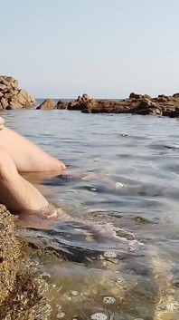Seaside Wank on Sardegna