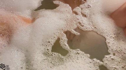 LizaVirgin: La migliore serata nel bagno con ragazza sexy