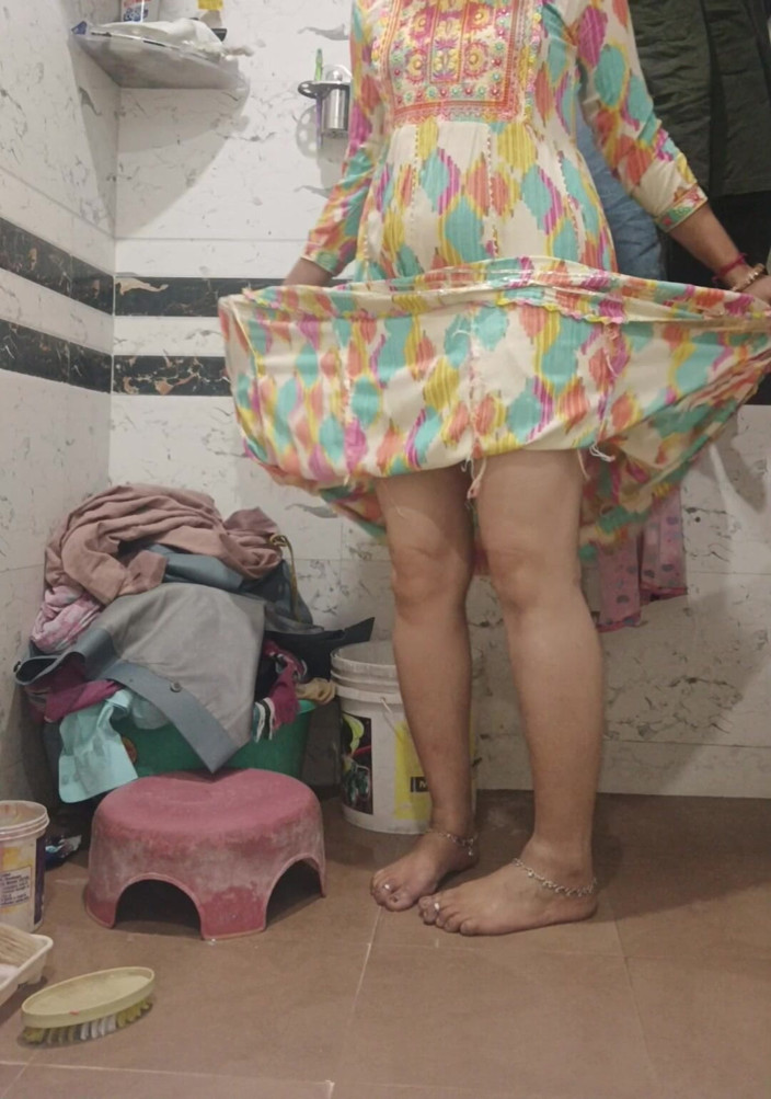 Priyahot77: Priya Bhabi Sexy Video