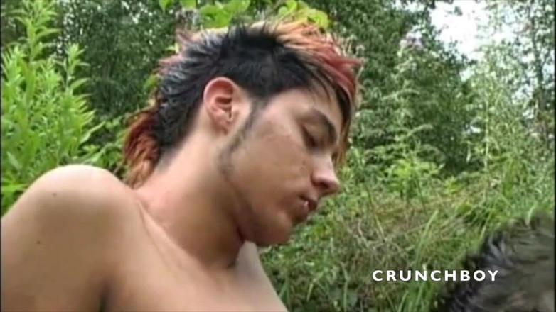 Slut twink used bareback by XXL cock: Sexy young twinks fucking oudoor for discret sex