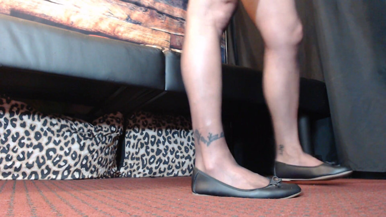 Abby Anna: ShoePlay zkřížené nohy baletky