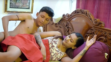 Puja Sarkar: Stepsister