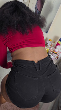 Twerking in My Tight Booty Shorts