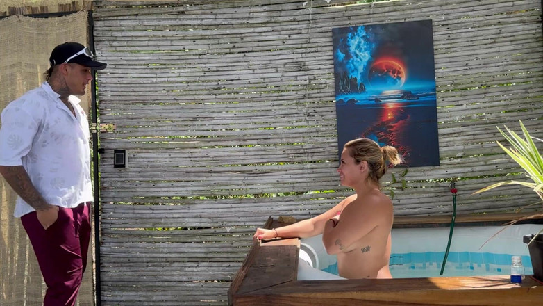 KerentSleen: Divoké setkání z pohledu s hotelovou recepční