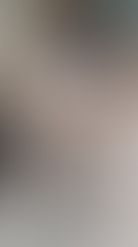 Too Much Things for the Camera to Focus on It Becomes All a Blur but I Hope Im Still the Highlight! ( S043 )