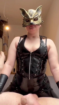 POV Femdom Peggt Mit Strapon