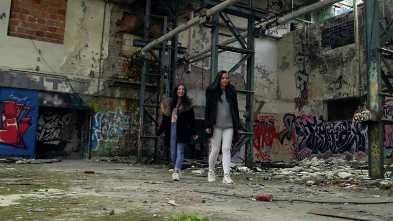 Scout69: Due migliori amiche tedesche julia parker e maria gail parlano...