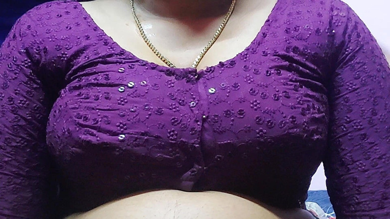 Desi Mohini: Indisch heet meisje verleid door de jonge man