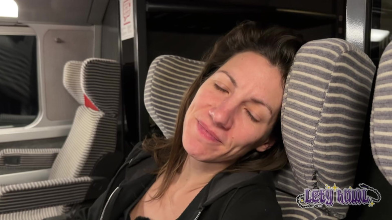 Lety Howl: Przygody Lety Howl, Odcinek 9: Pobyt w Paryżu