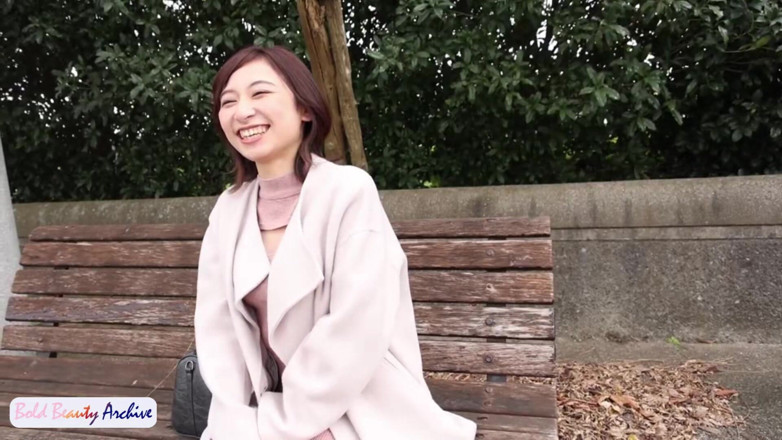 THAT'S WHAT SHE SAID: 新婚夫婦が欲望に駆られて爆発し、深く内側で終わる。