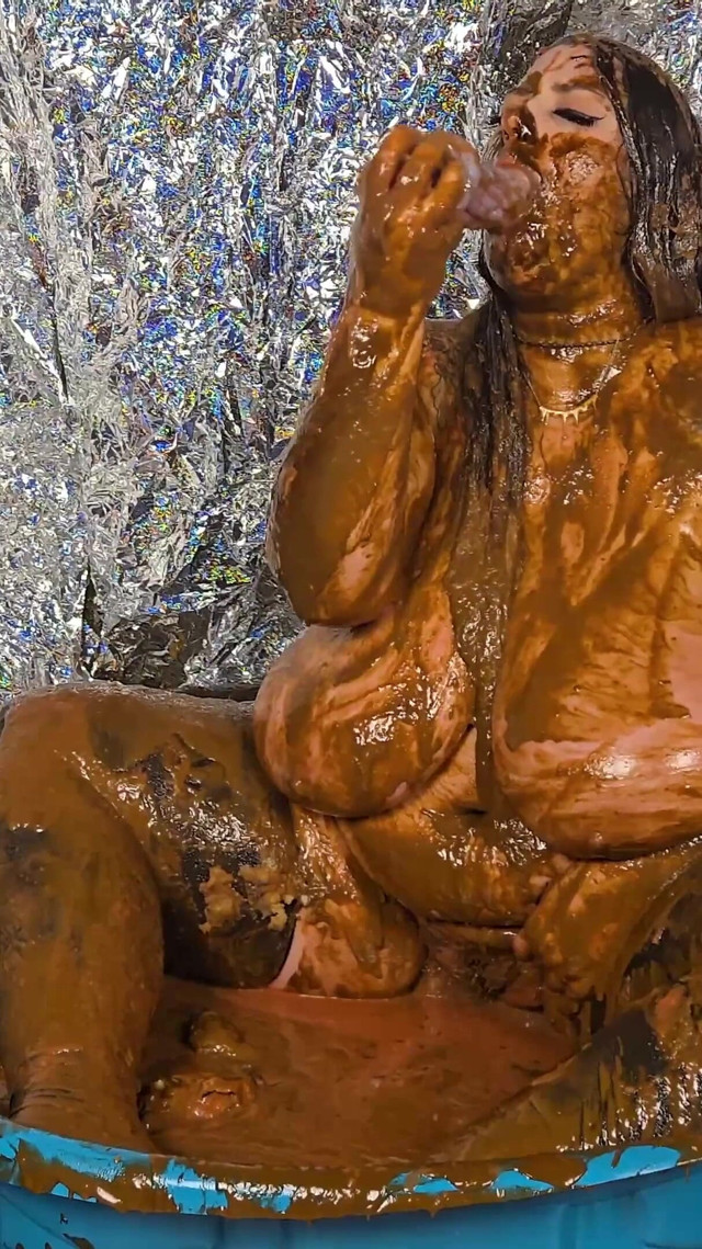 Melonie Nosha Huge Tits and Hairy Chick Is a Big Sexy Mess