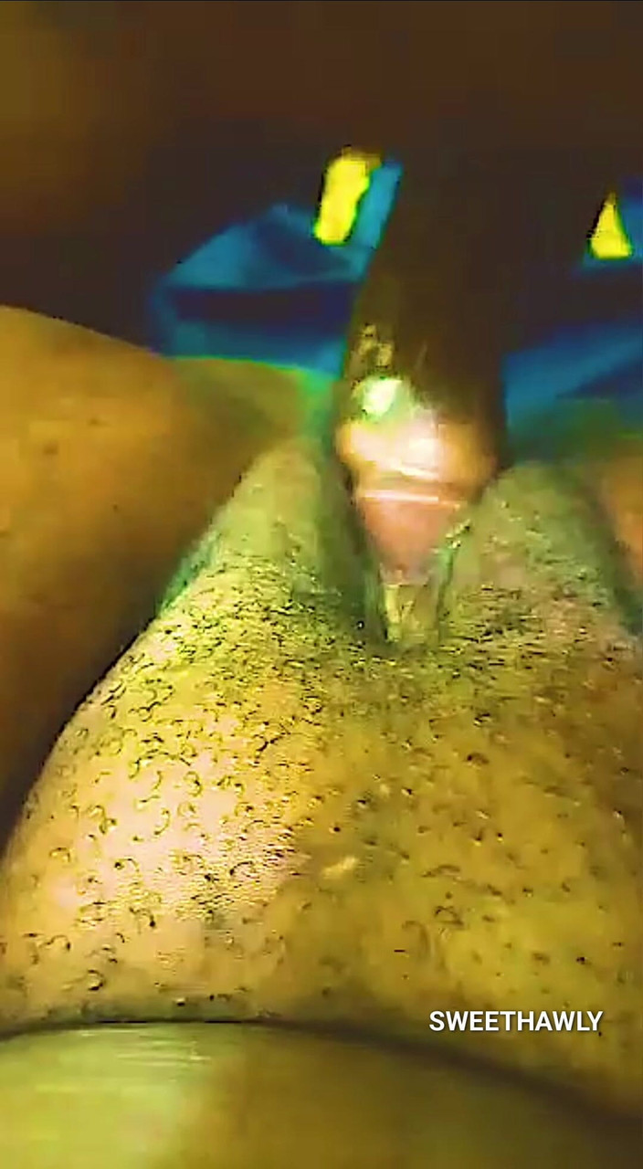 Sweethawly: Une femme mariée à grosse chatte se fait baiser dans le...