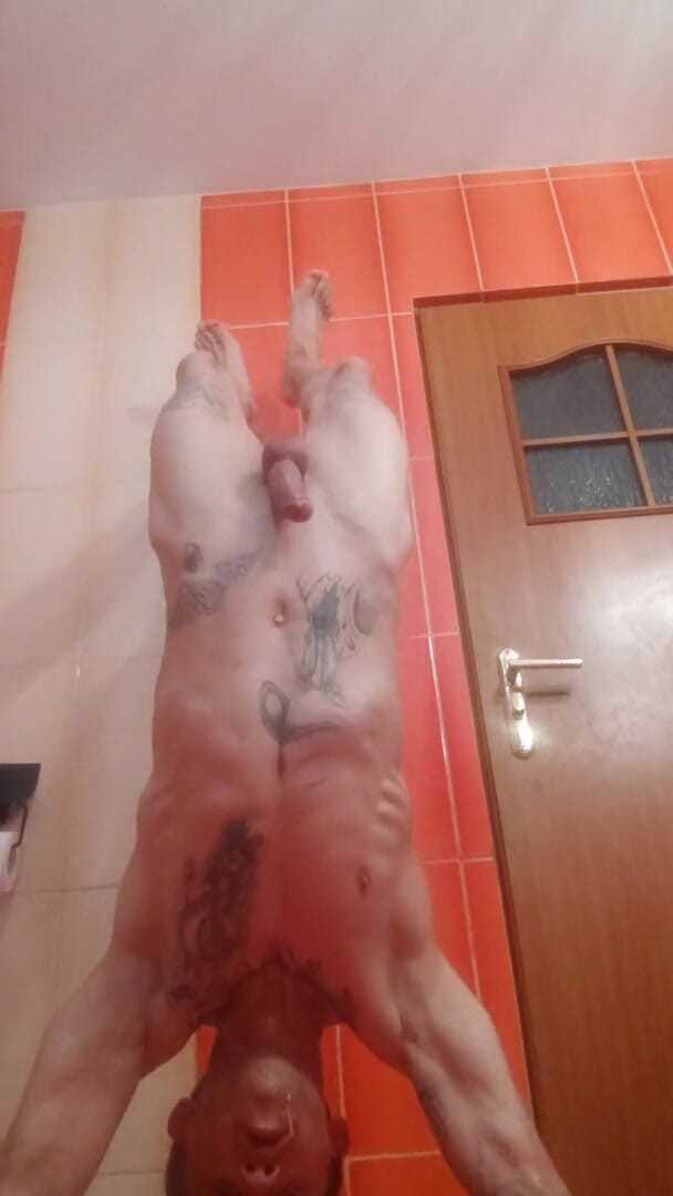 Hard big Tatooed cokk!: Stojánek a honění - sólo
