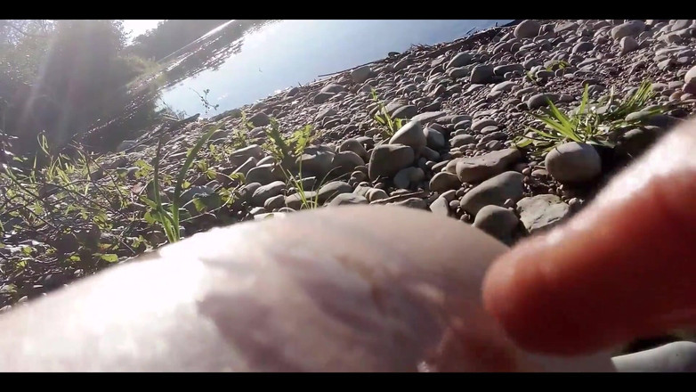 Jon Arteen: Jon Arteen дрочит на открытом пляже, сексуальный твинк носить короткие шорты, кончает на его бедра и игра со спермой