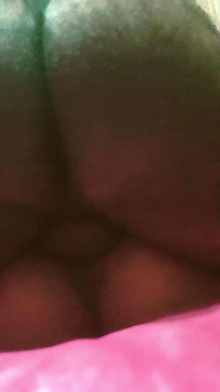 Tiyana: Slut Wife Farting When Her Husband Fuck Her Wide Pussy