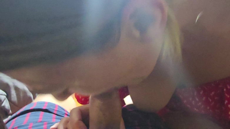 Sparowdox: POV 자지 릴 아침 나무 대규모 사정