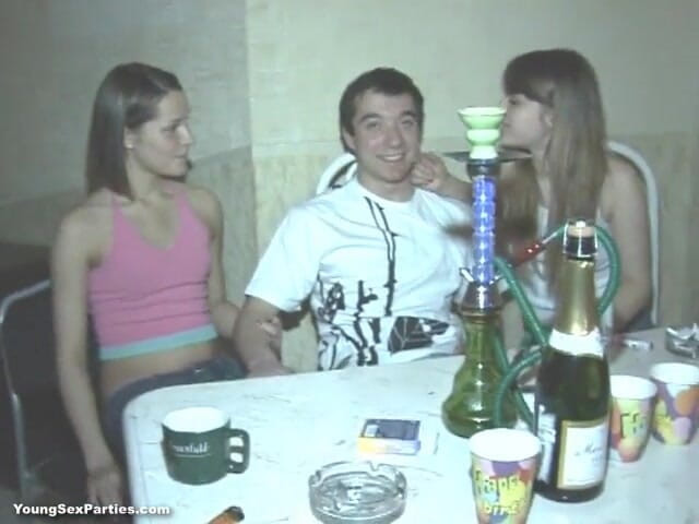Young Sex Parties: Girlfriends share hookah and cock